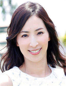 《波多野结衣迅雷种子-荷兰嫩模热辣比基尼风情 新浪图片》
