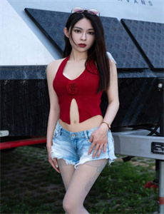《靠逼视频-大片性播放器》