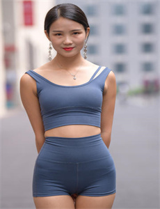 《鲁啊鲁视频-腿再开一点就可以吃扇贝了》